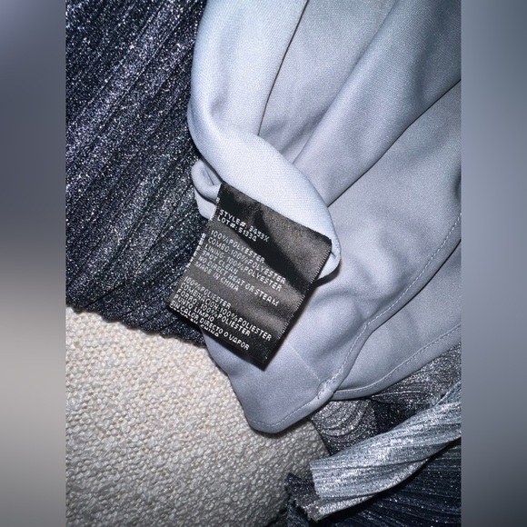 AQUA: Black/Silver Ombre Formal Dress - Size 8 - Picture 6 of 13